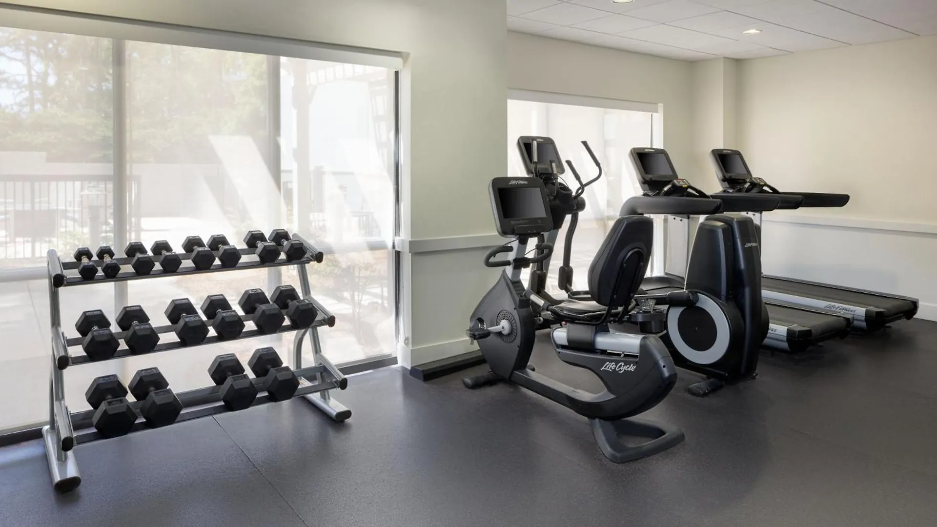 Courtyard By Marriott Sandestin At Grand Boulevard Мирамар-Бич
